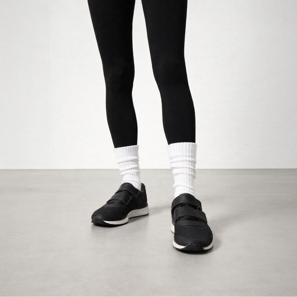 New Balance Black Spin Shoes
